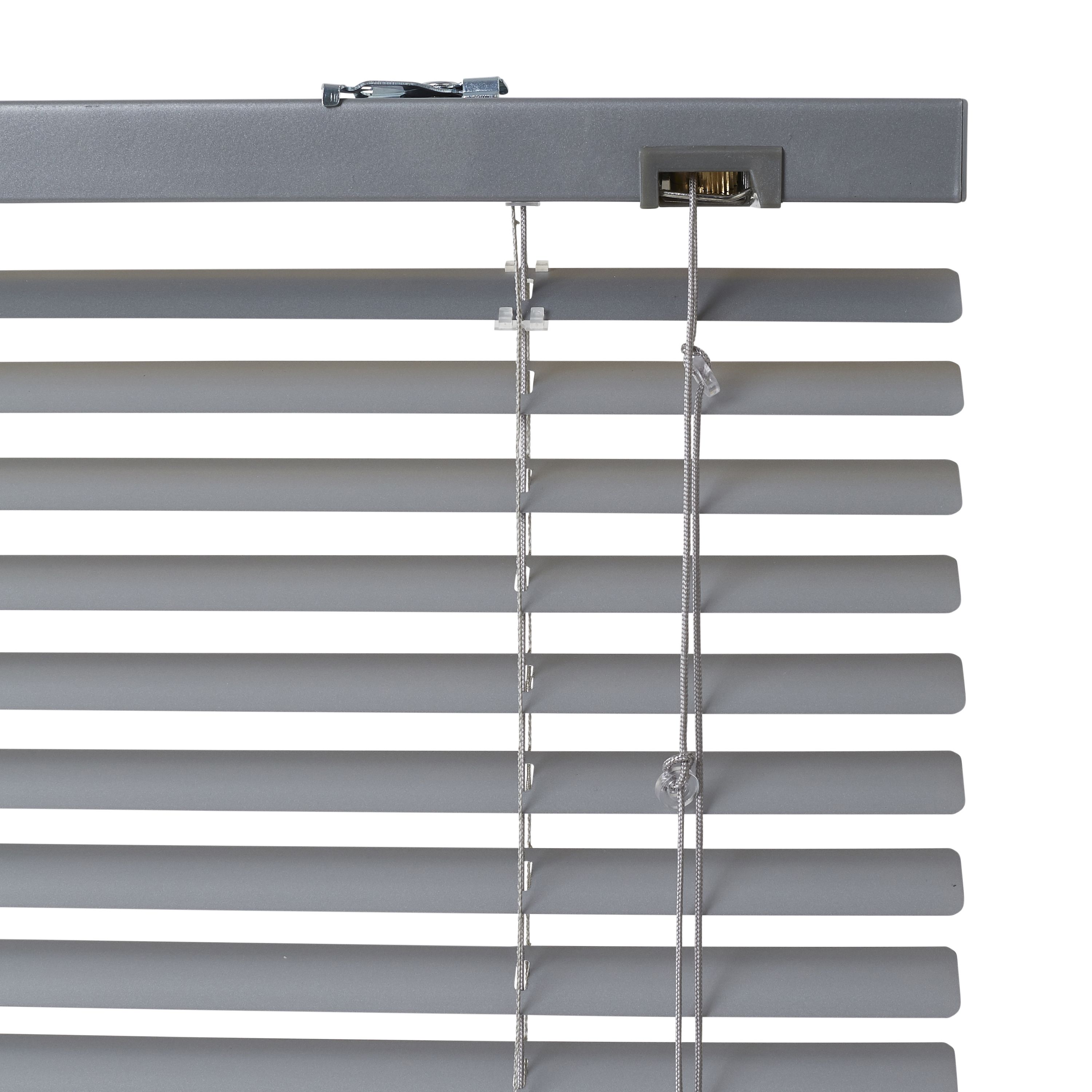 Studio Grey Nickel effect Aluminium Venetian Blind (W)160cm (L)180cm