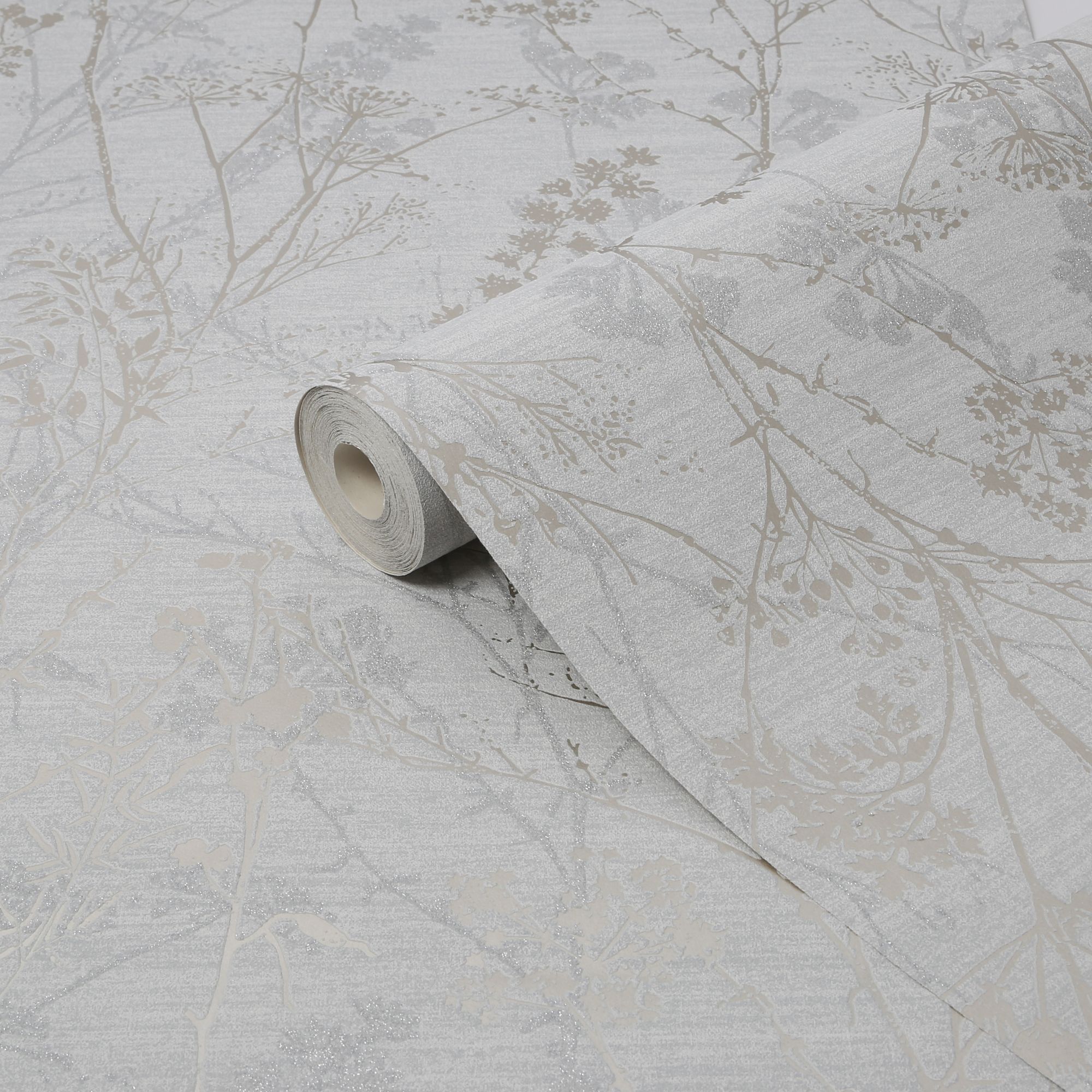 Sublime Pale Gold Hedgerow Smooth Wallpaper | Tradepoint