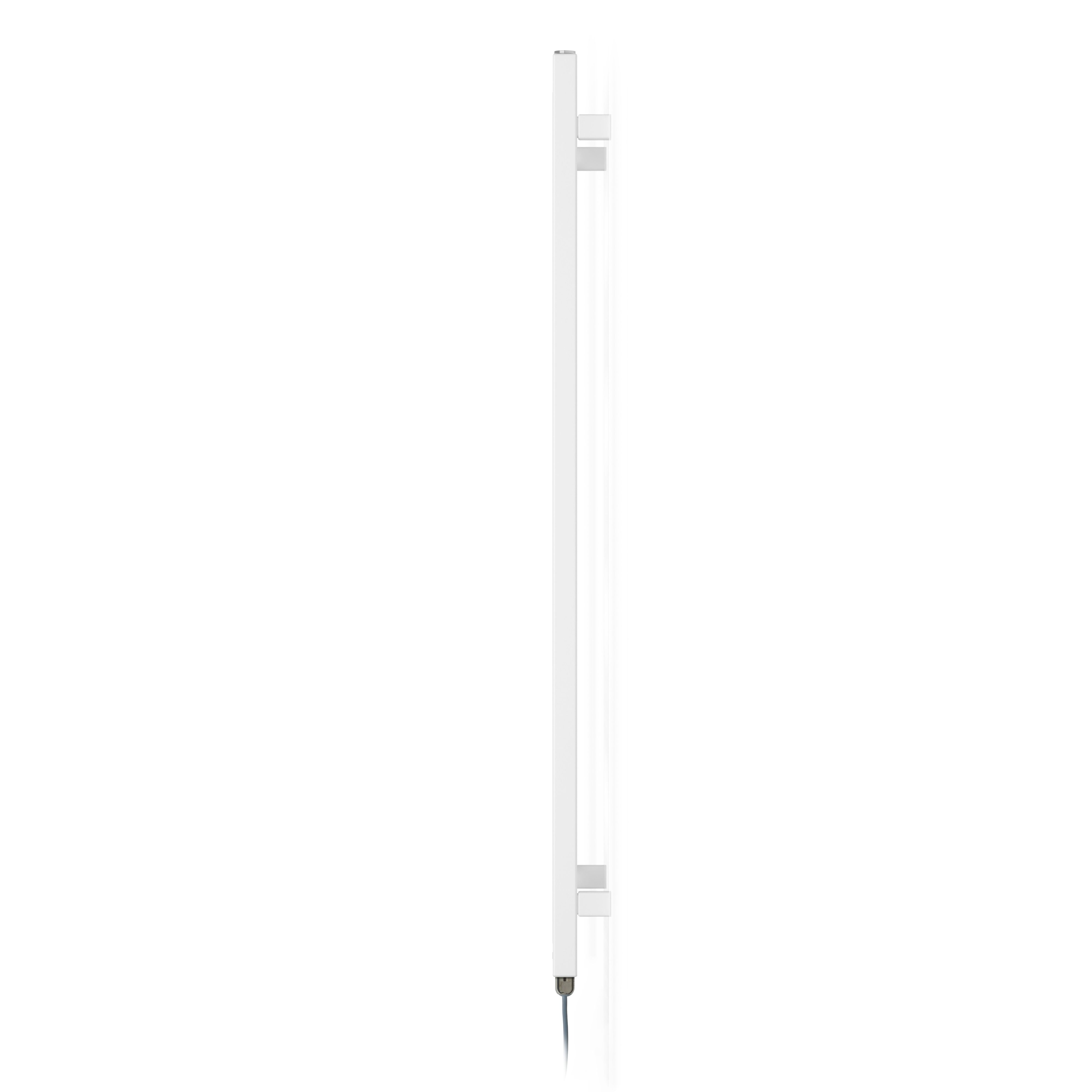 Terma Fiona Satin soft white Oil-filled 2046BTU Electric towel radiator (H) 1140mm x (W) 500mm