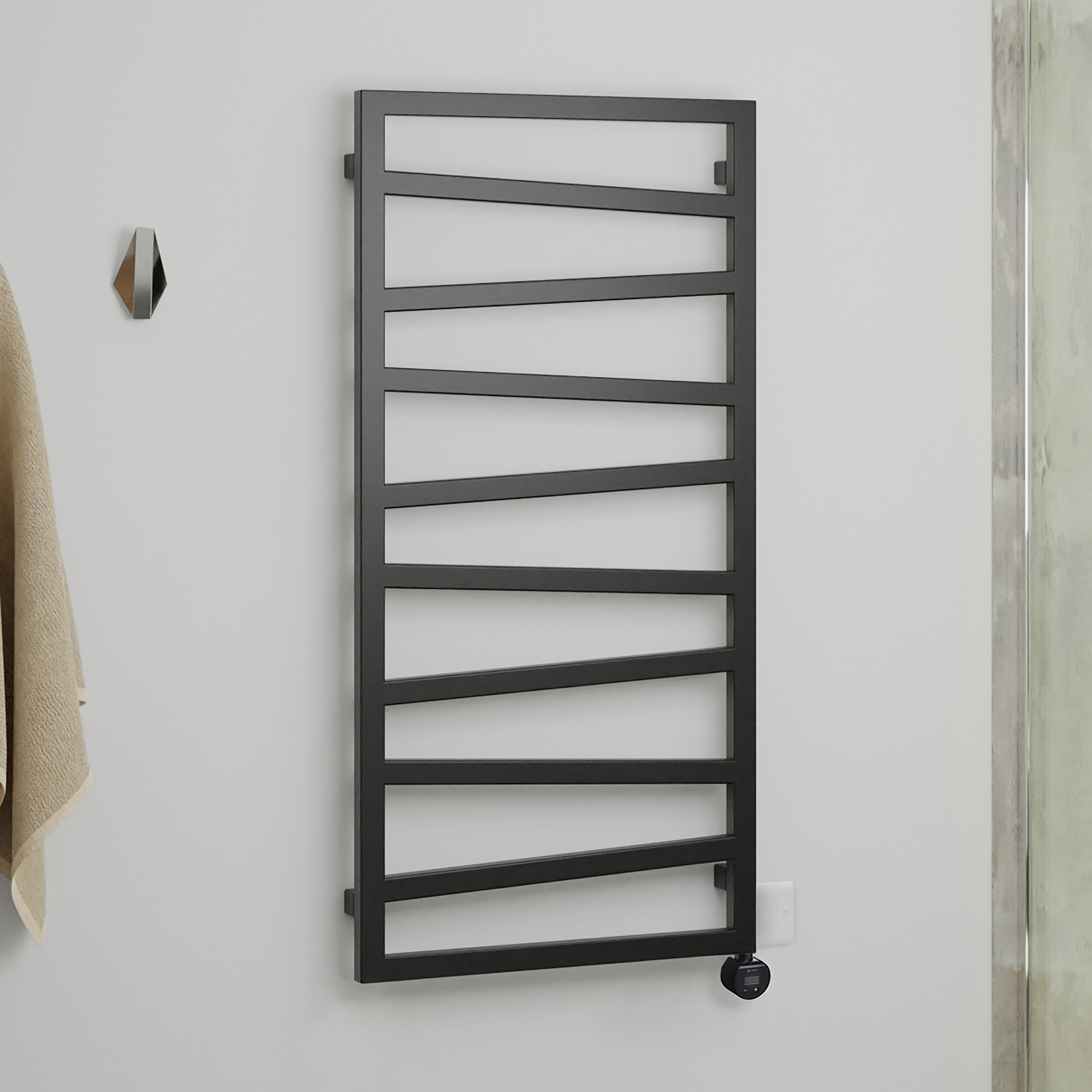 Terma Zig Zag Matt heban black Oil-filled 1364BTU Electric towel radiator (H) 1070mm x (W) 500mm