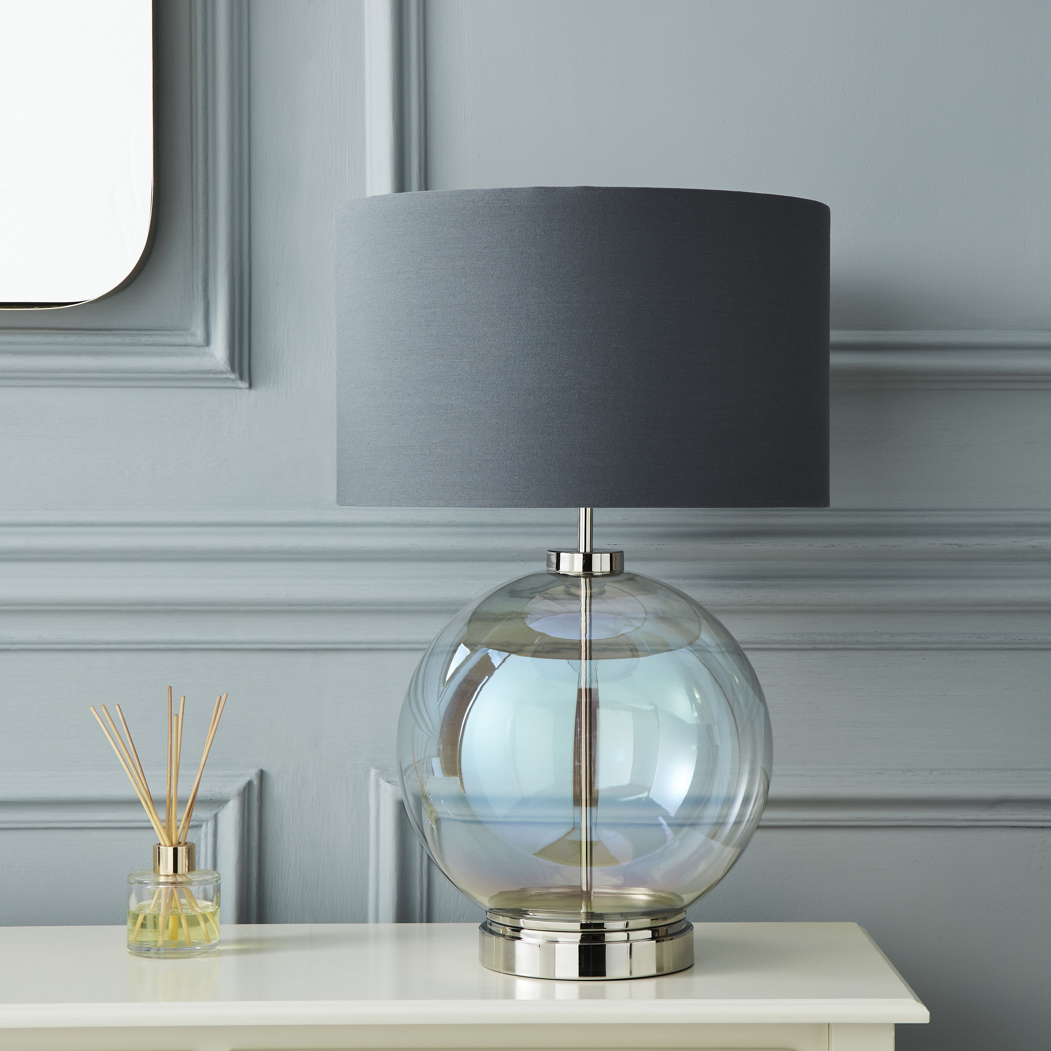 Round glass hot sale table lamps