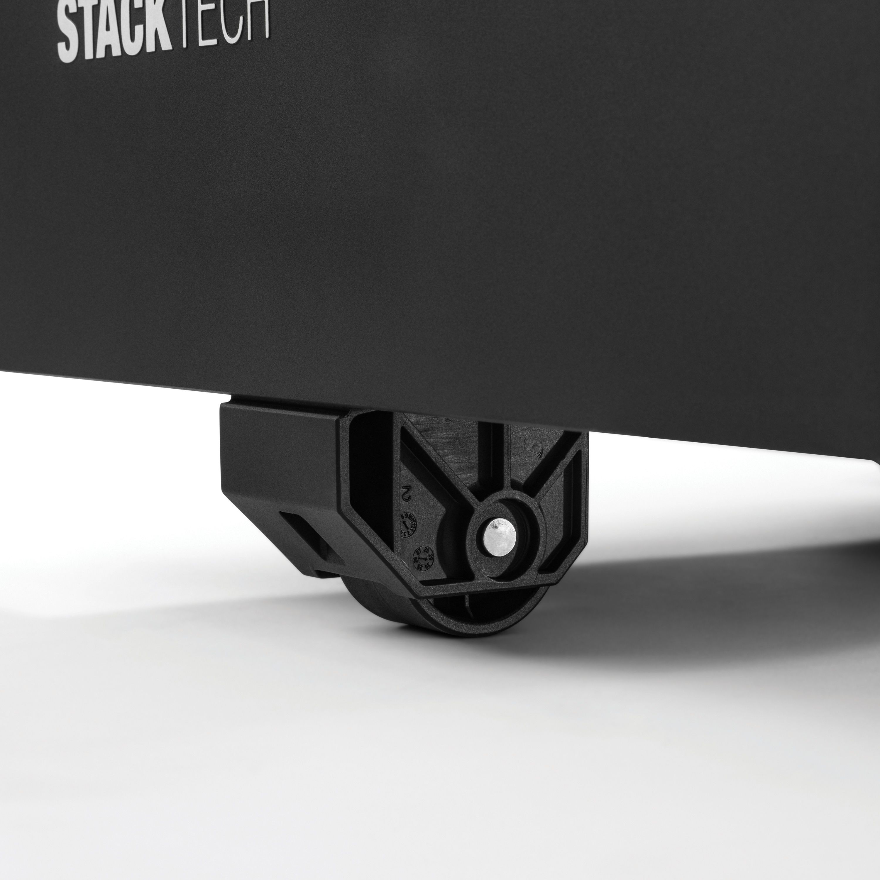 Toughbuilt StackTech Rolling Black 20in 1 Drawer system chest