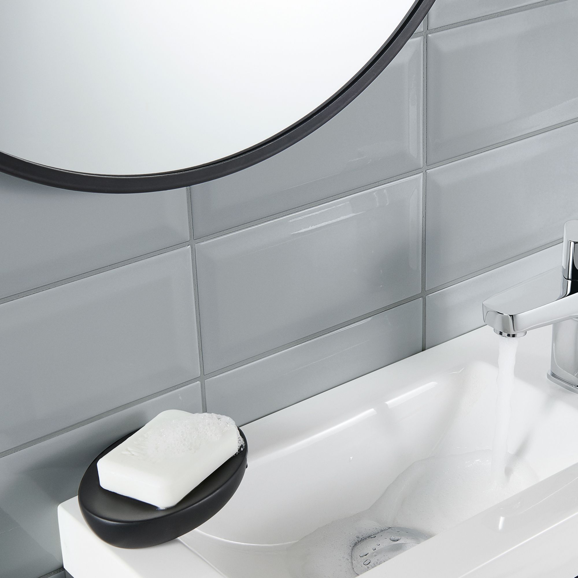 Trentie Grey Gloss Metro Ceramic Wall Tile, Pack of 40, (L)200mm (W)100mm