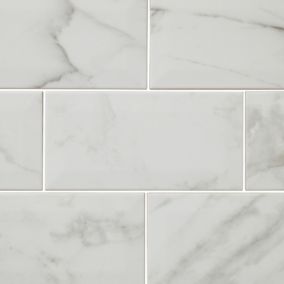 Trentie White Gloss Marble effect Ceramic Indoor Wall Tile, Pack of 48, (L)200mm (W)100mm