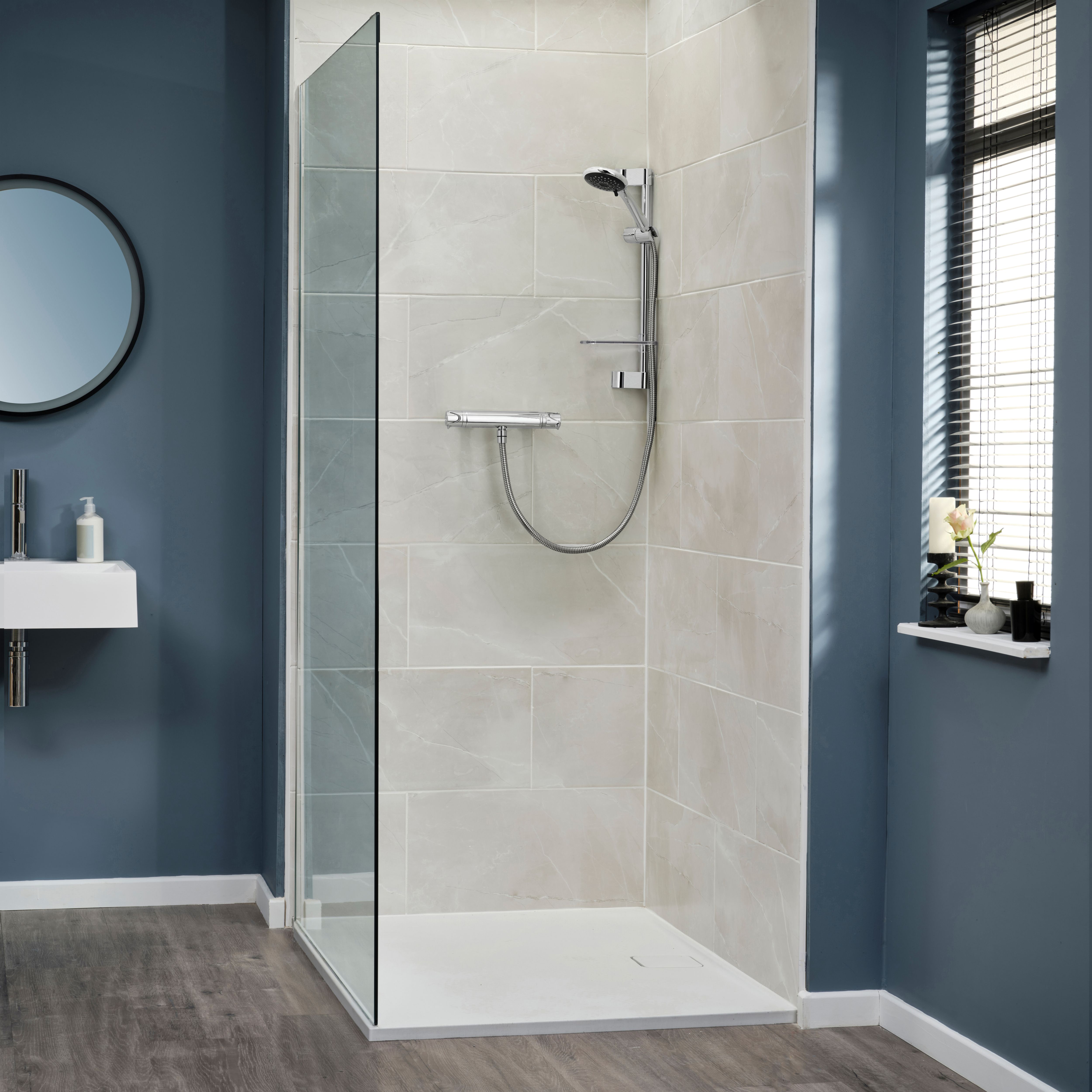Triton Chrome effect Single-spray pattern Shower kit