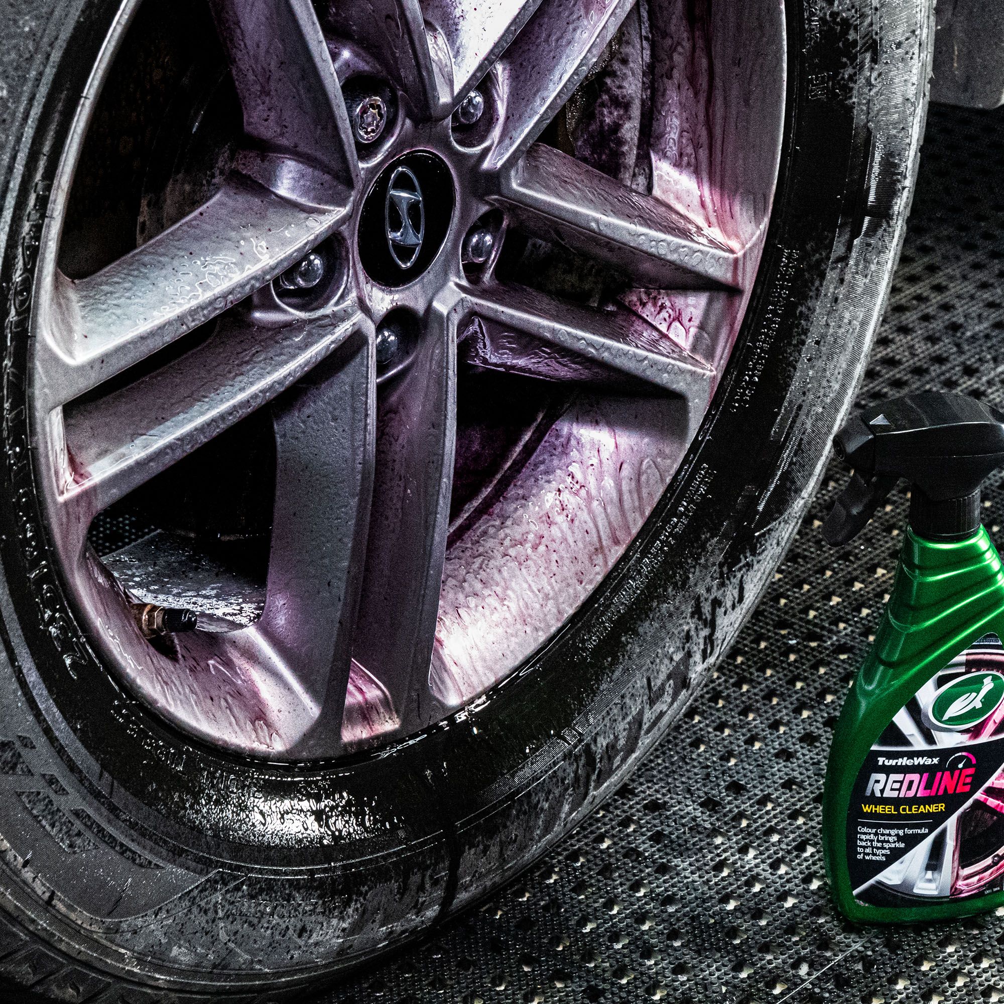 Turtle Wax Redline Wheel Cleaner, 500ml Bottle