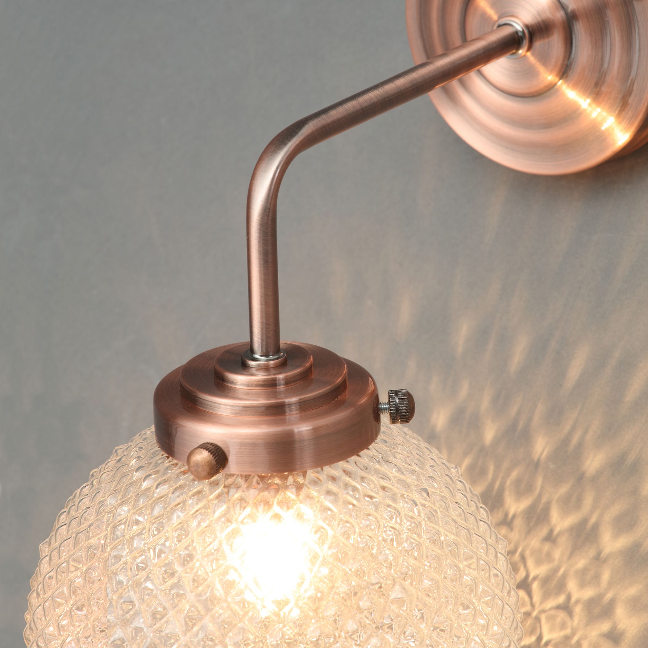 Umbriel Textured Wall light