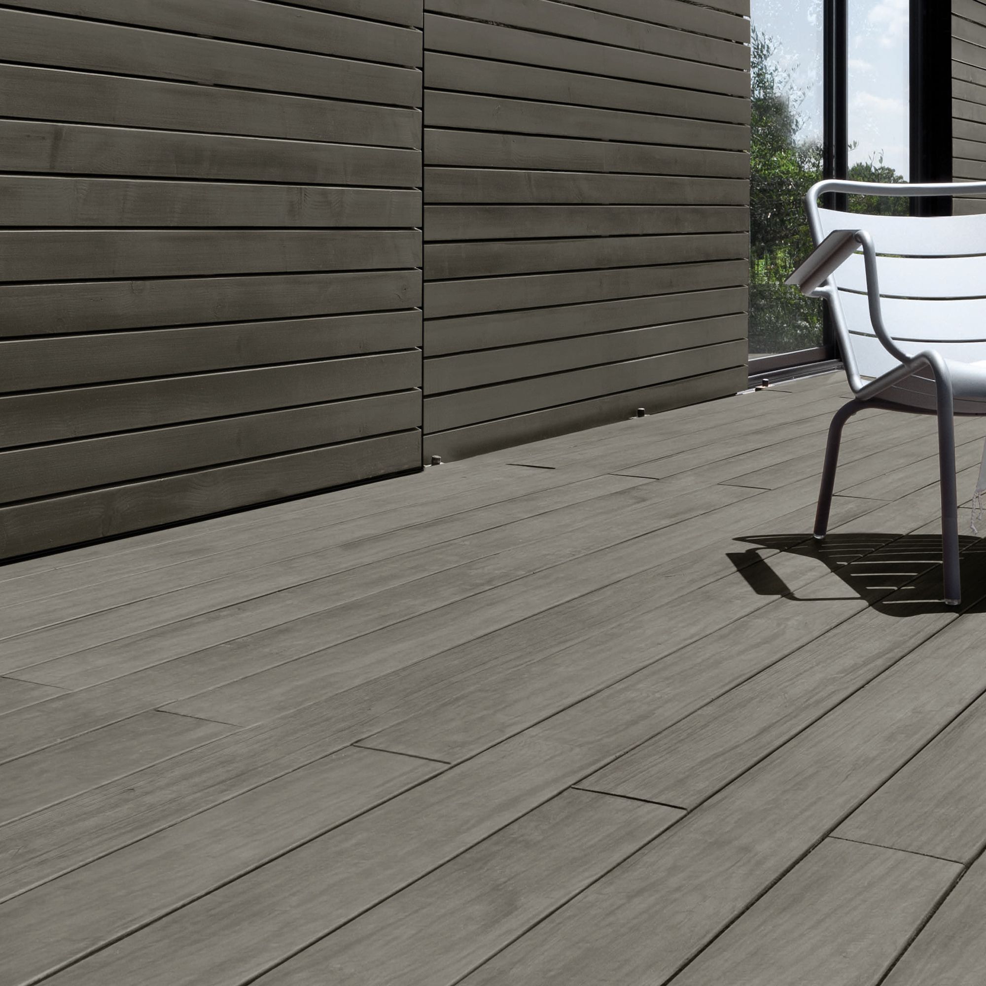 V33 Matt light brown Decking paint, 2.5L