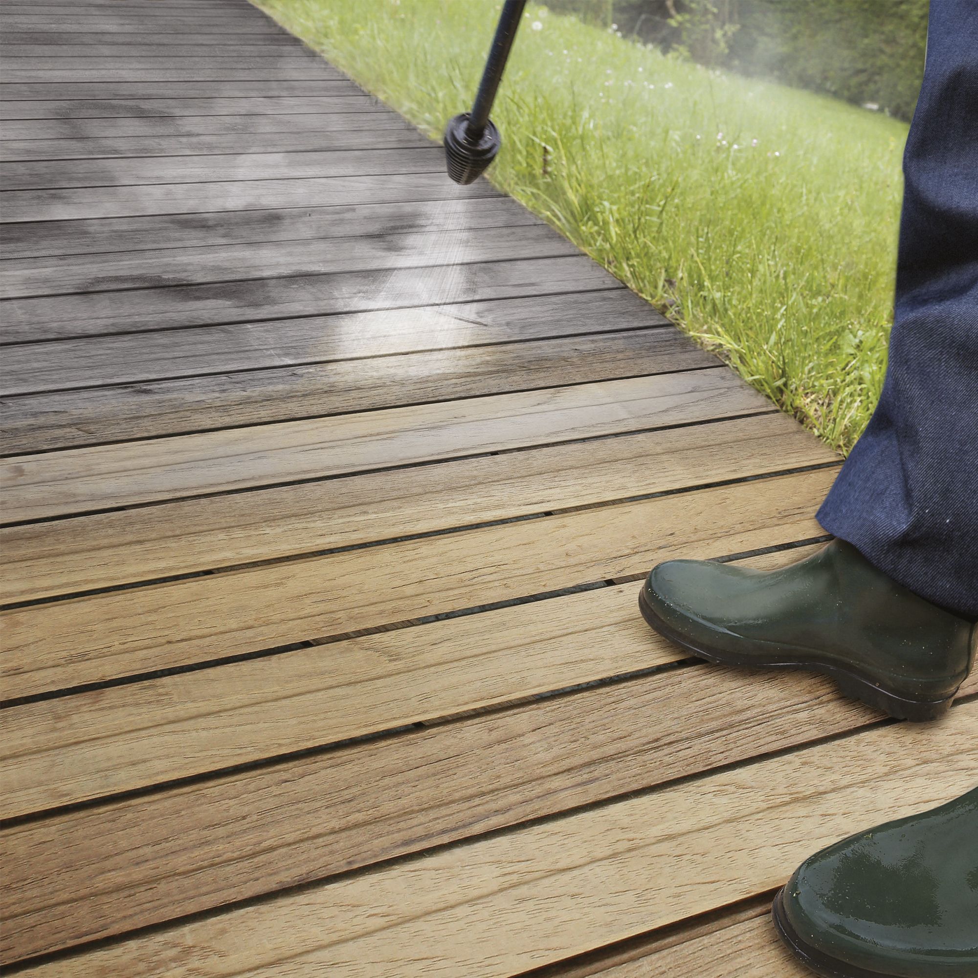 V33 Tough deck Clear Decking Cleaner & reviver, 2L