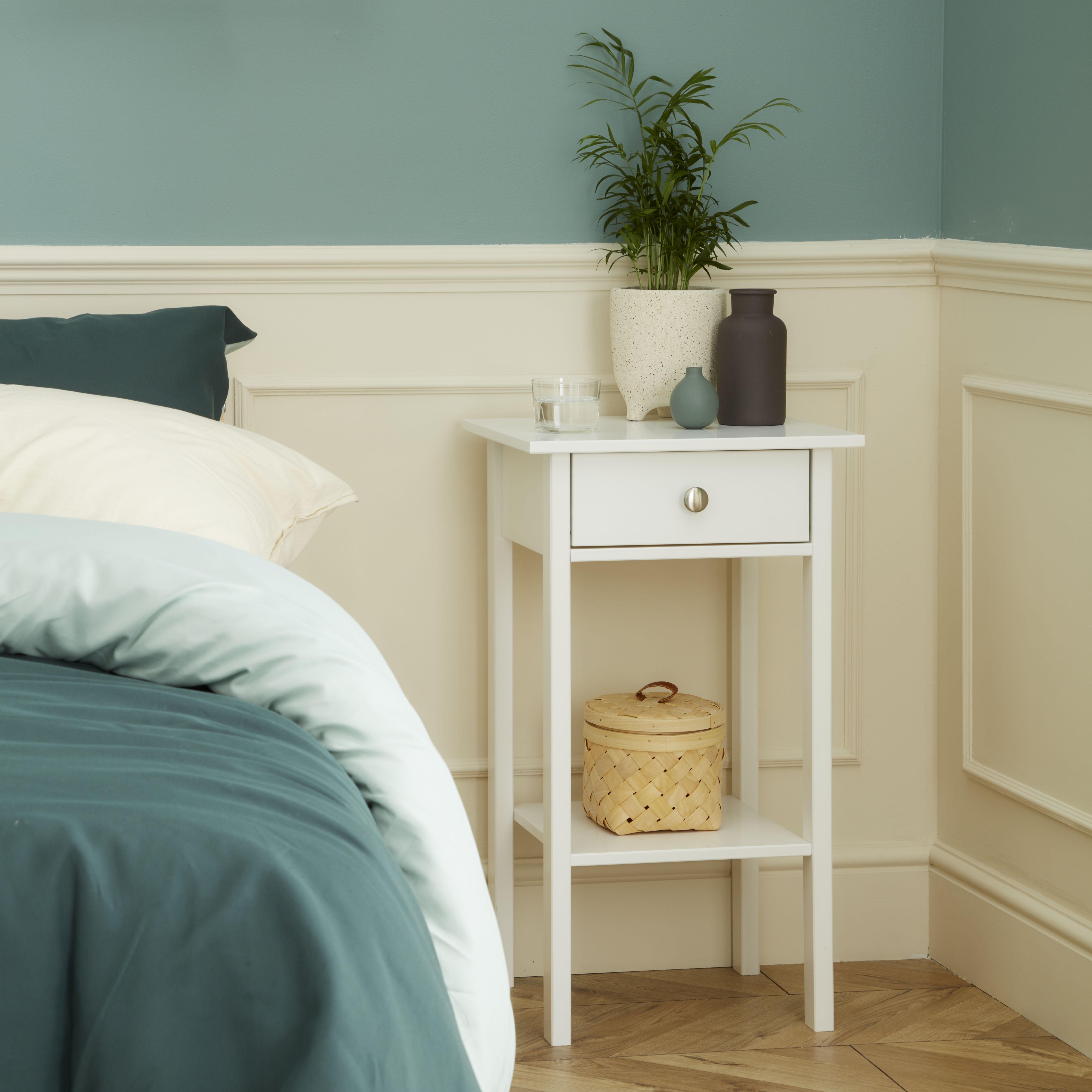 Valenca Satin white 1 Drawer Bedside table (H)700mm (W)400mm (D)354mm