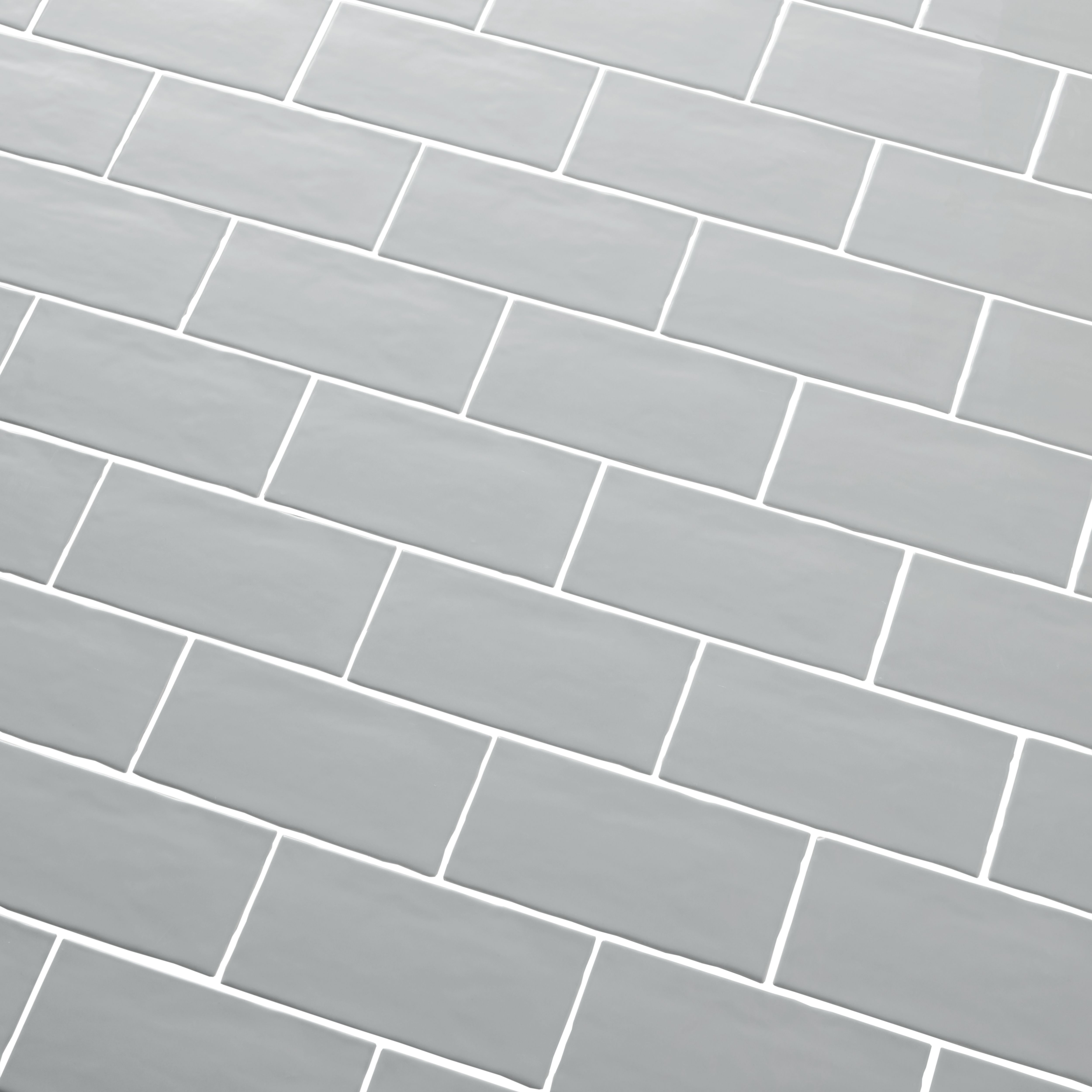 Vernisse Nimbus cloud Gloss Plain Ceramic Wall Tile, Pack of 80, (L)150mm (W)75.4mm