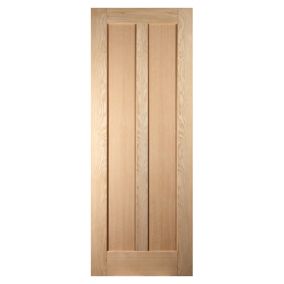 Vertical 2 panel Oak veneer Internal Door, (H)1981mm (W)610mm (T)35mm