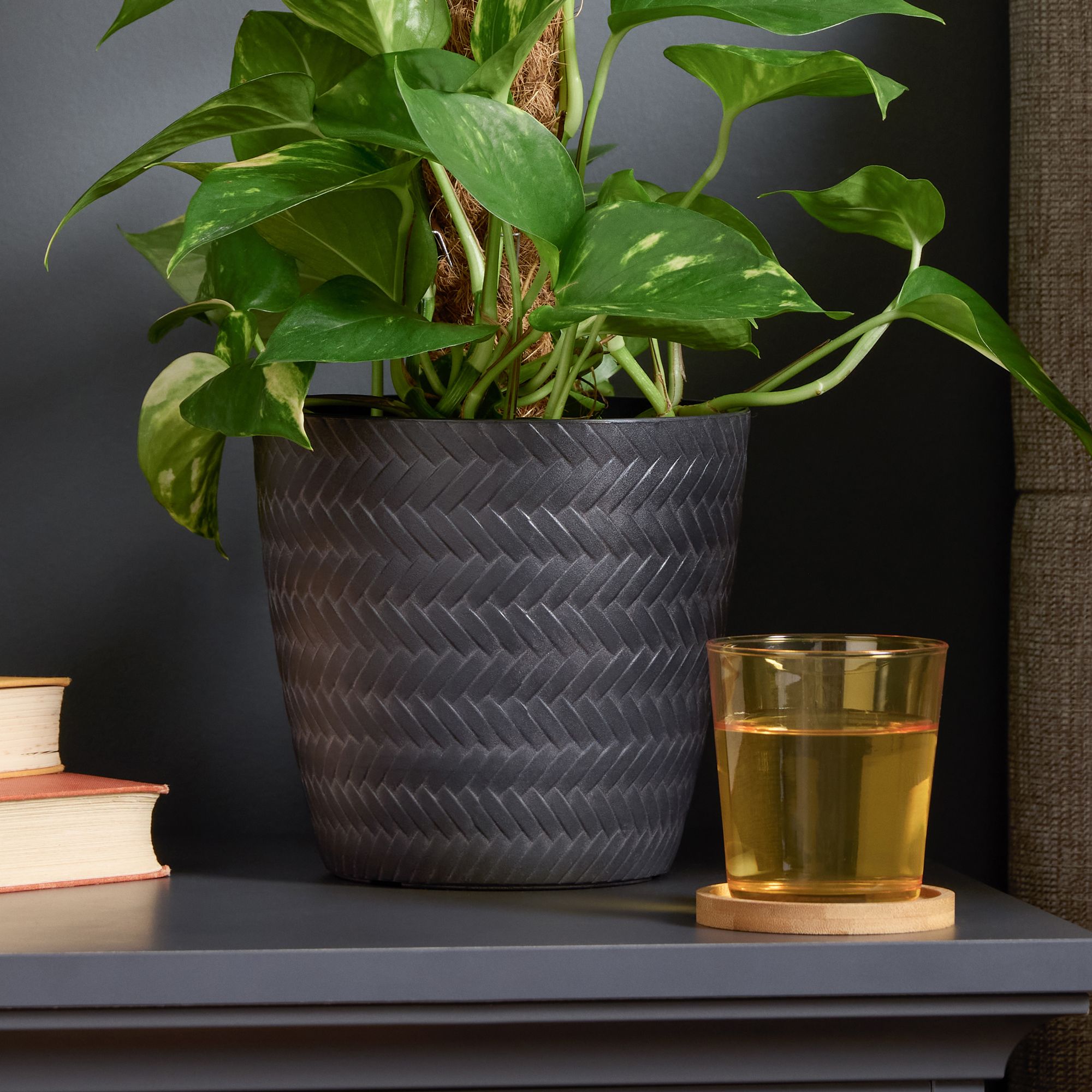 Verve Black Recycled plastic Plant pot (Dia) 18cm, (H)17cm