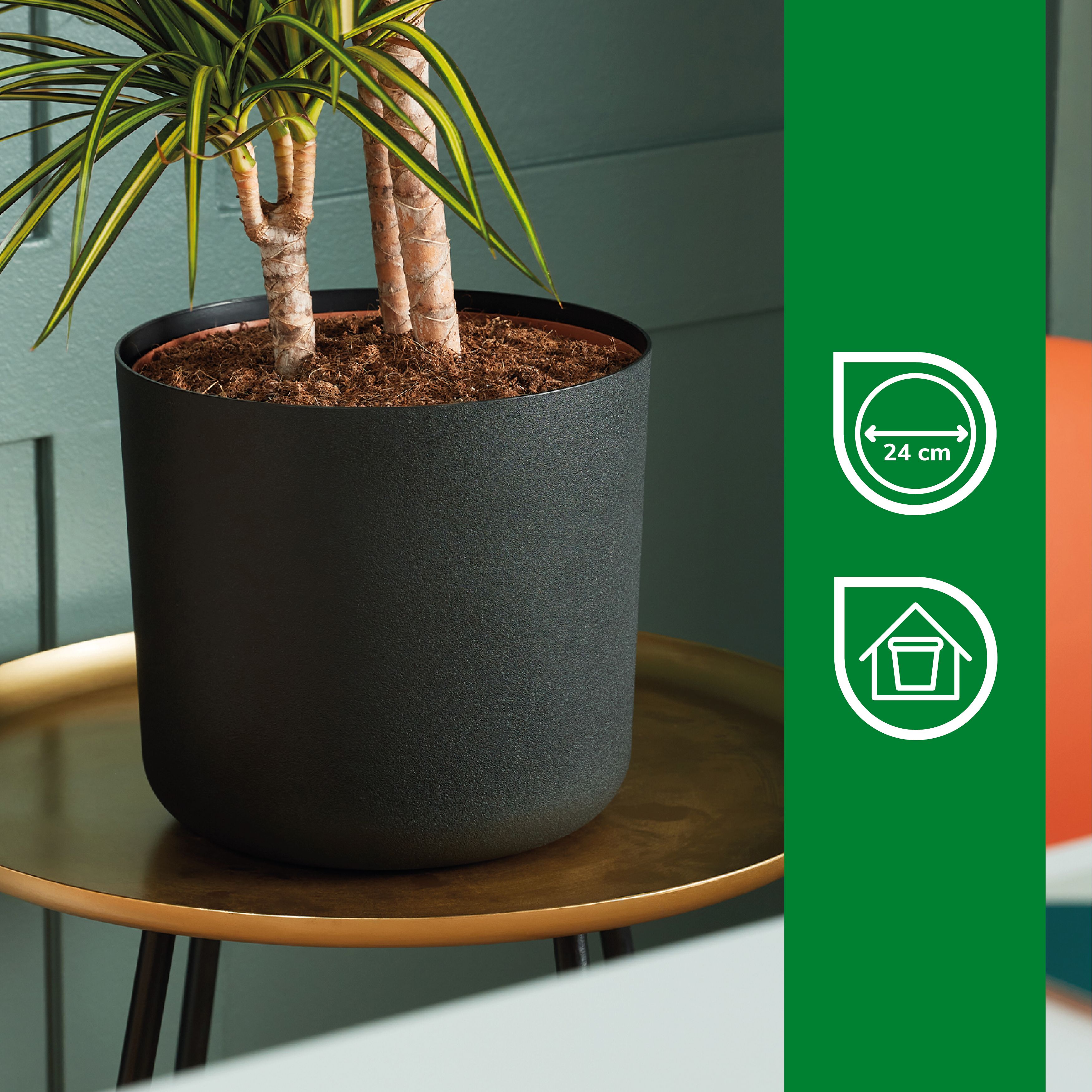 Verve Black Recycled plastic Plant pot (Dia) 18cm, (H)23cm