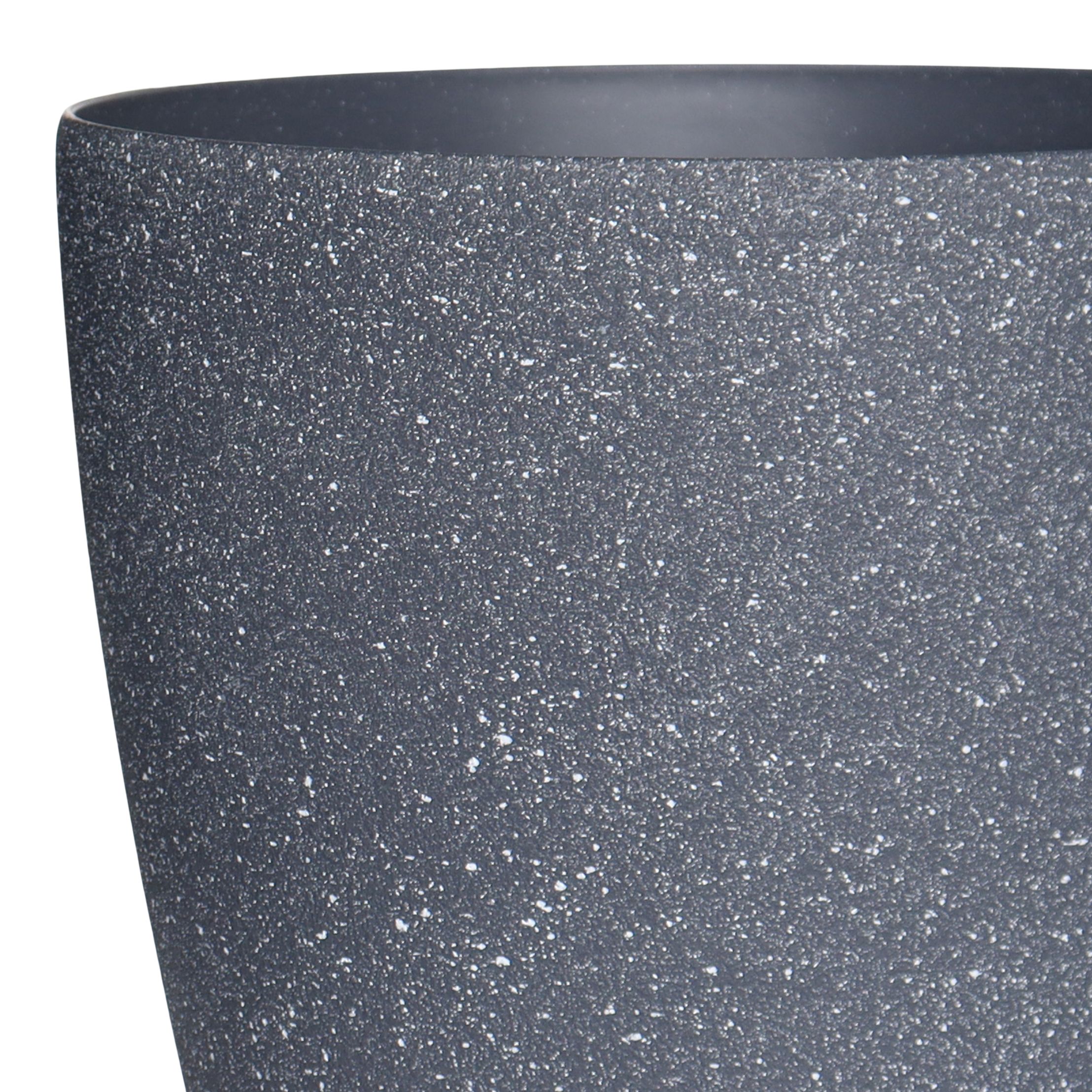 Verve Black Recycled plastic Plant pot (Dia) 29cm, (H)33cm