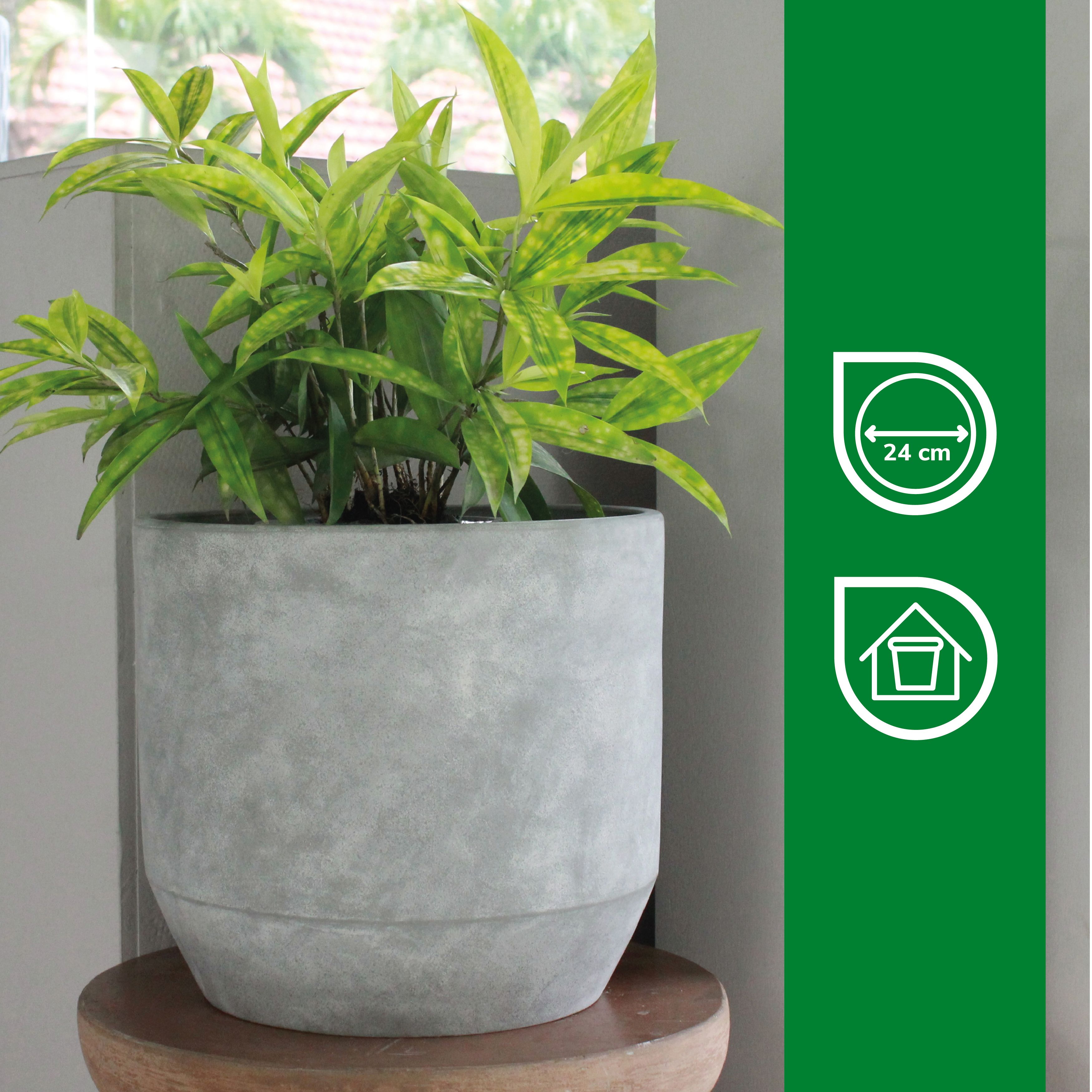 Verve Grey Concrete Plant pot (Dia) 27.5cm, (H)25.5cm