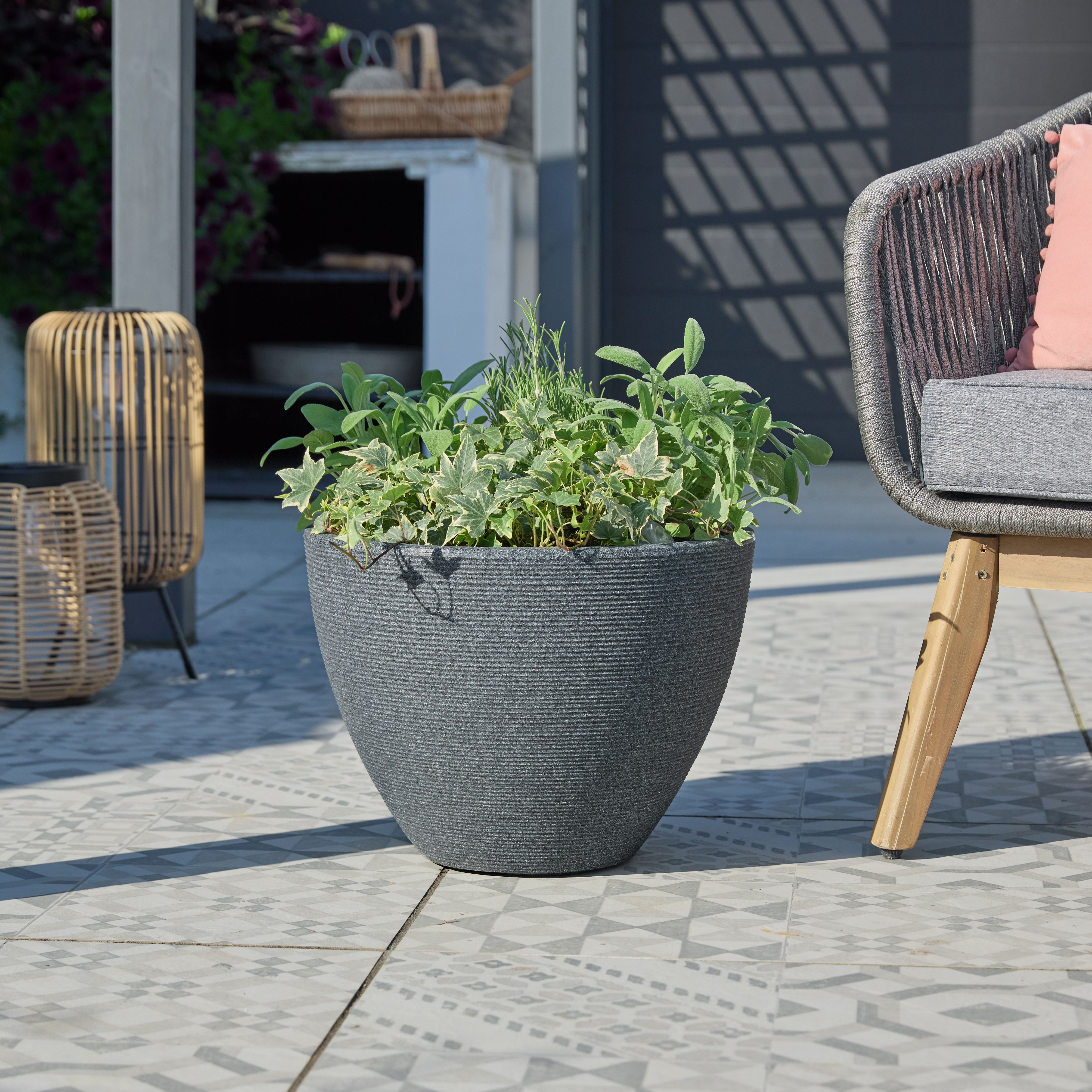 Verve Grey Stone effect Ridged Planter Plastic Plant pot (Dia) 40cm, (H)30cm