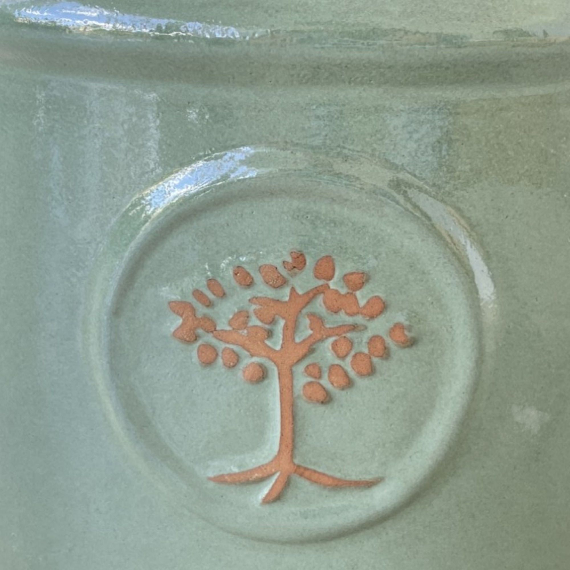 Verve Sage Green Ceramic Plant pot (Dia) 25cm, (H)19cm