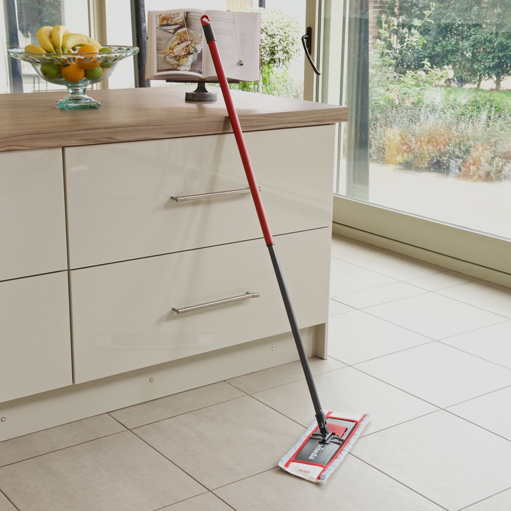 Vileda ActiveMax Wooden Floor Mop - Laundry Company