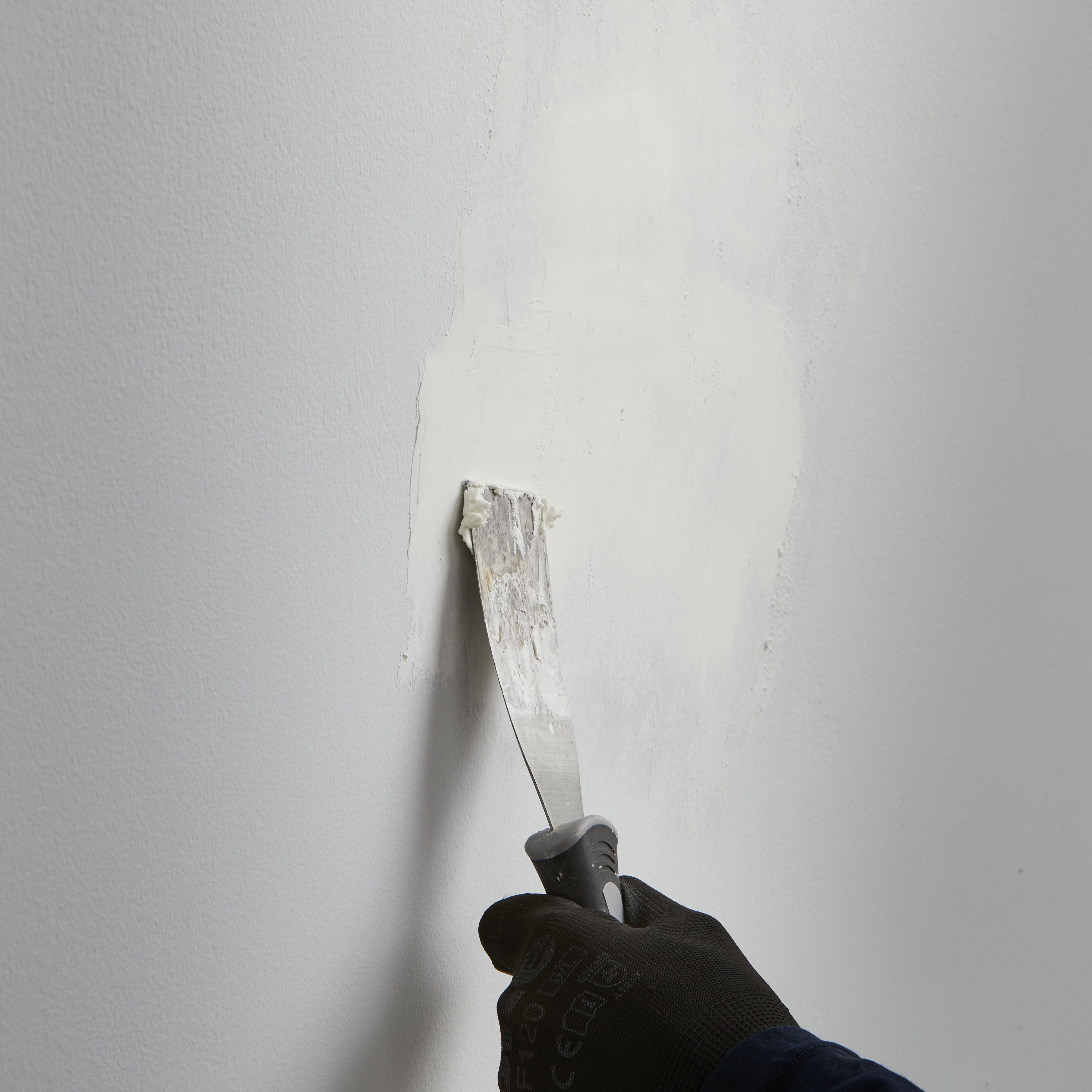 Volden White Paste Ready to use Multi-purpose Filler, 1kg