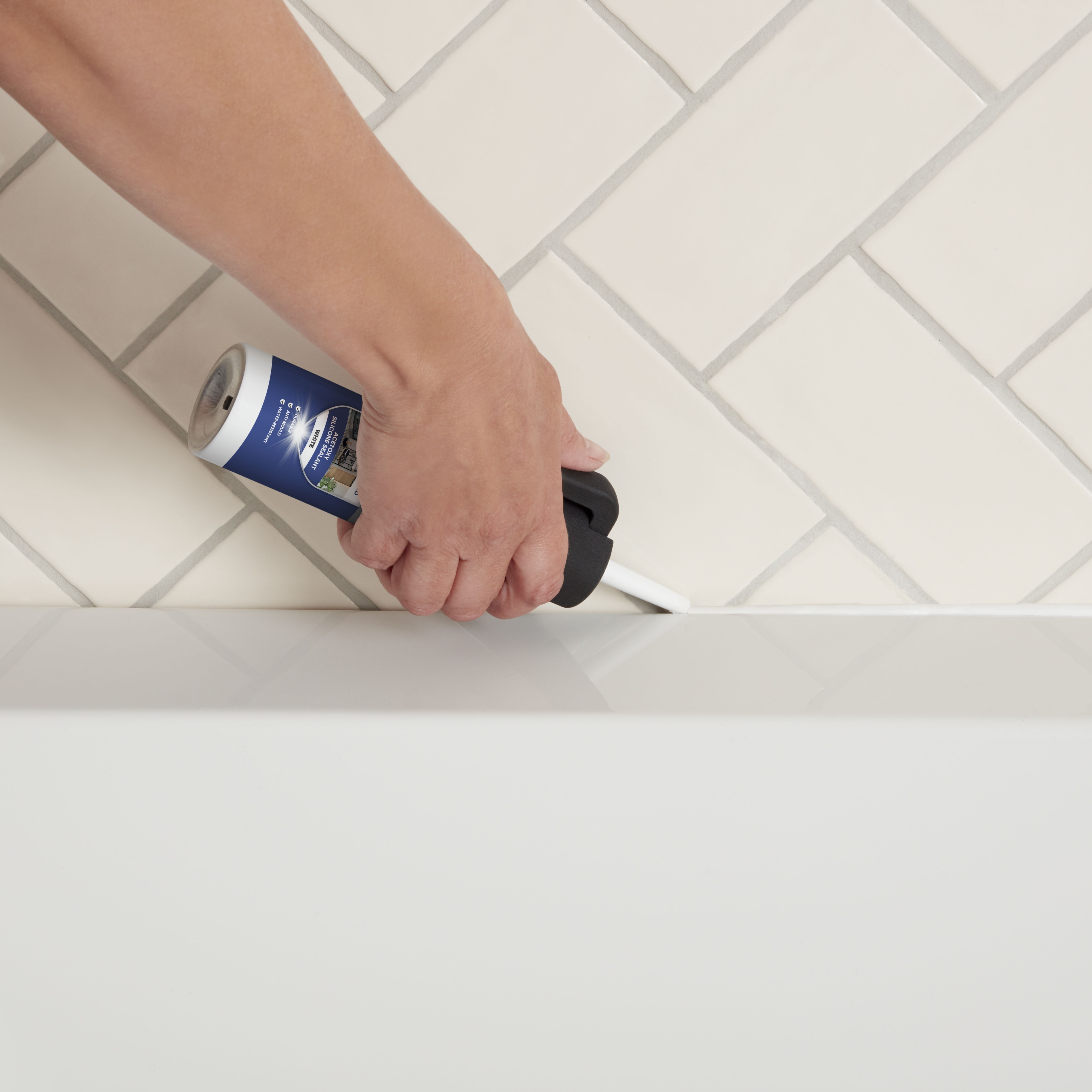 Volden White Silicone-based Bathroom & kitchen Sanitary sealant, 100ml