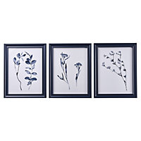 Watercolour blue floral design Multicolour Framed print (H)43cm x (W)33cm