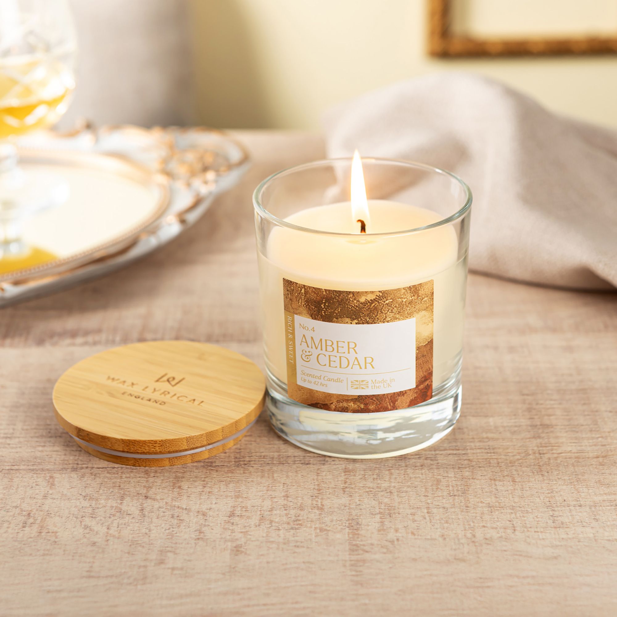 Wax Lyrical Amber & cedar Medium Jar candle