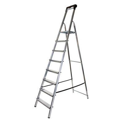 Werner 8 Tread Aluminium Platform Step Ladder (H)2.55m | Tradepoint