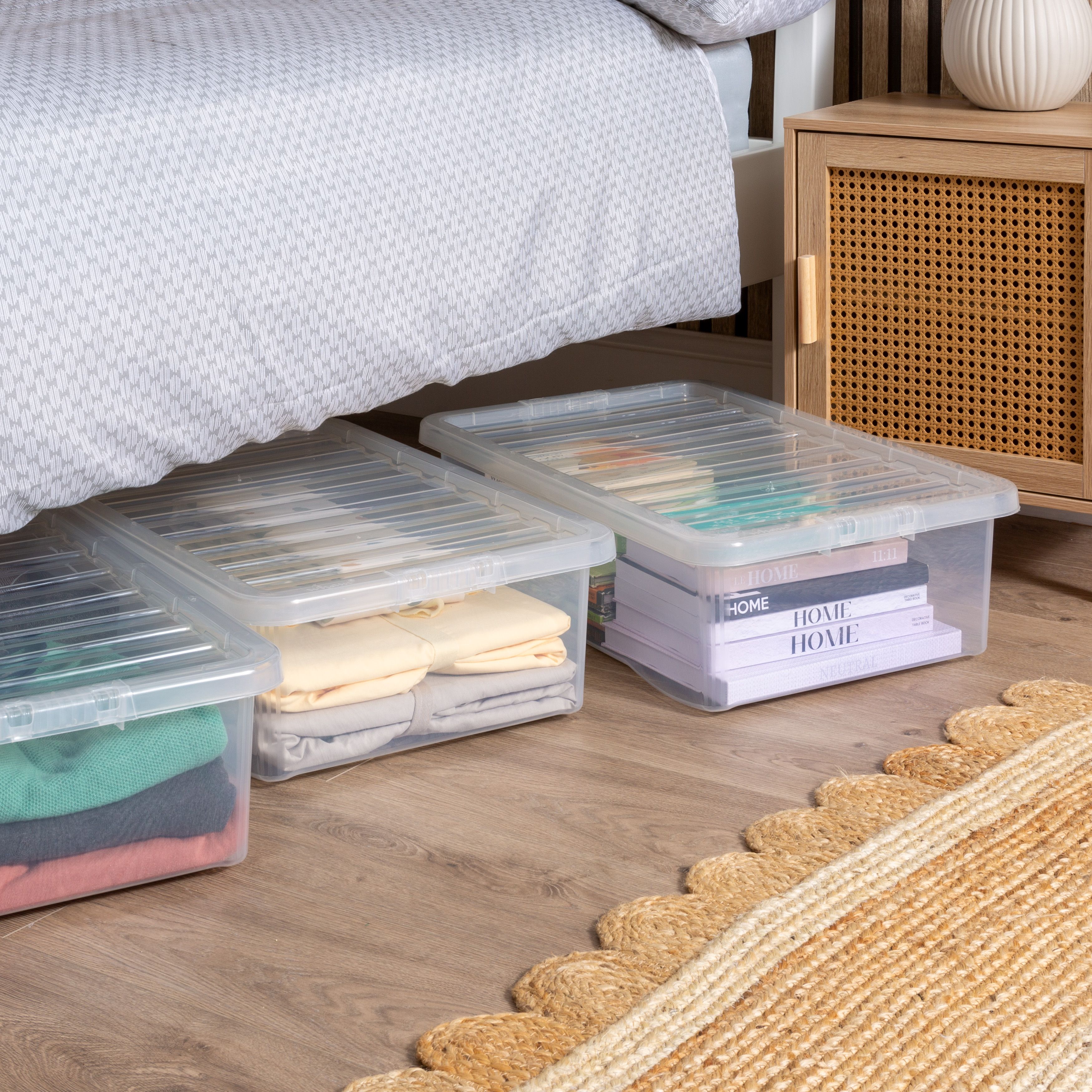 Wham Crystal Clear Rectangular 32L Medium Plastic Stackable Underbed ...