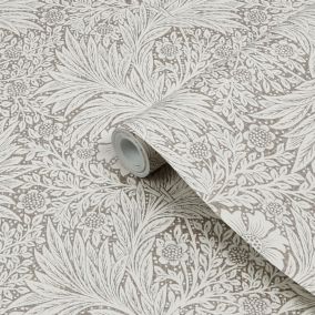 William Morris at Home AW RC B&Q 2024 Champagne Metallic effect Smooth Wallpaper