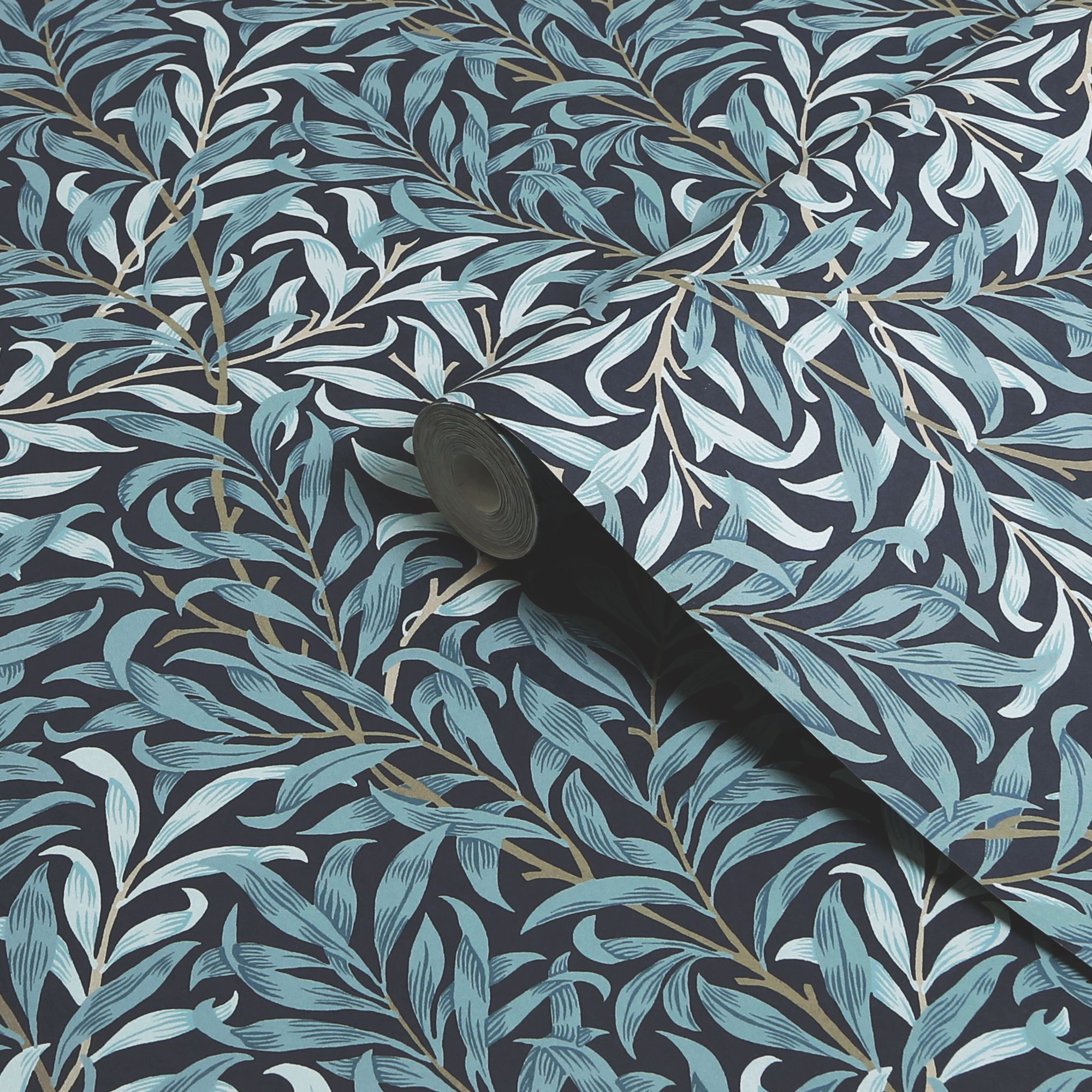 William Morris Gallery Collection Deep Blues Willow Bough Smooth Wallpaper