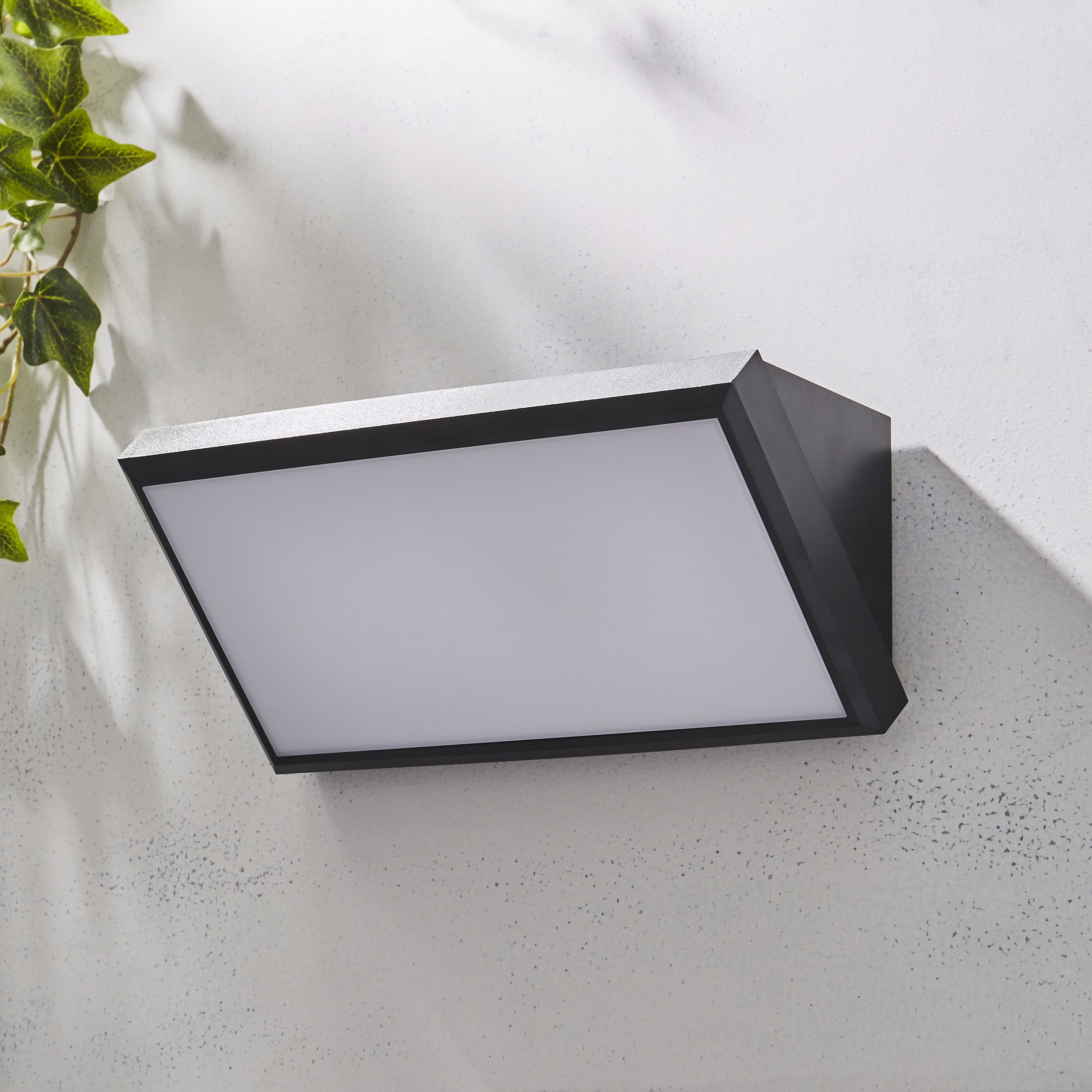 Zinc Howth Matt Black Mains-powered Integrated LED Outdoor Hi-Low Wall light 1260lm (Dia)32cm