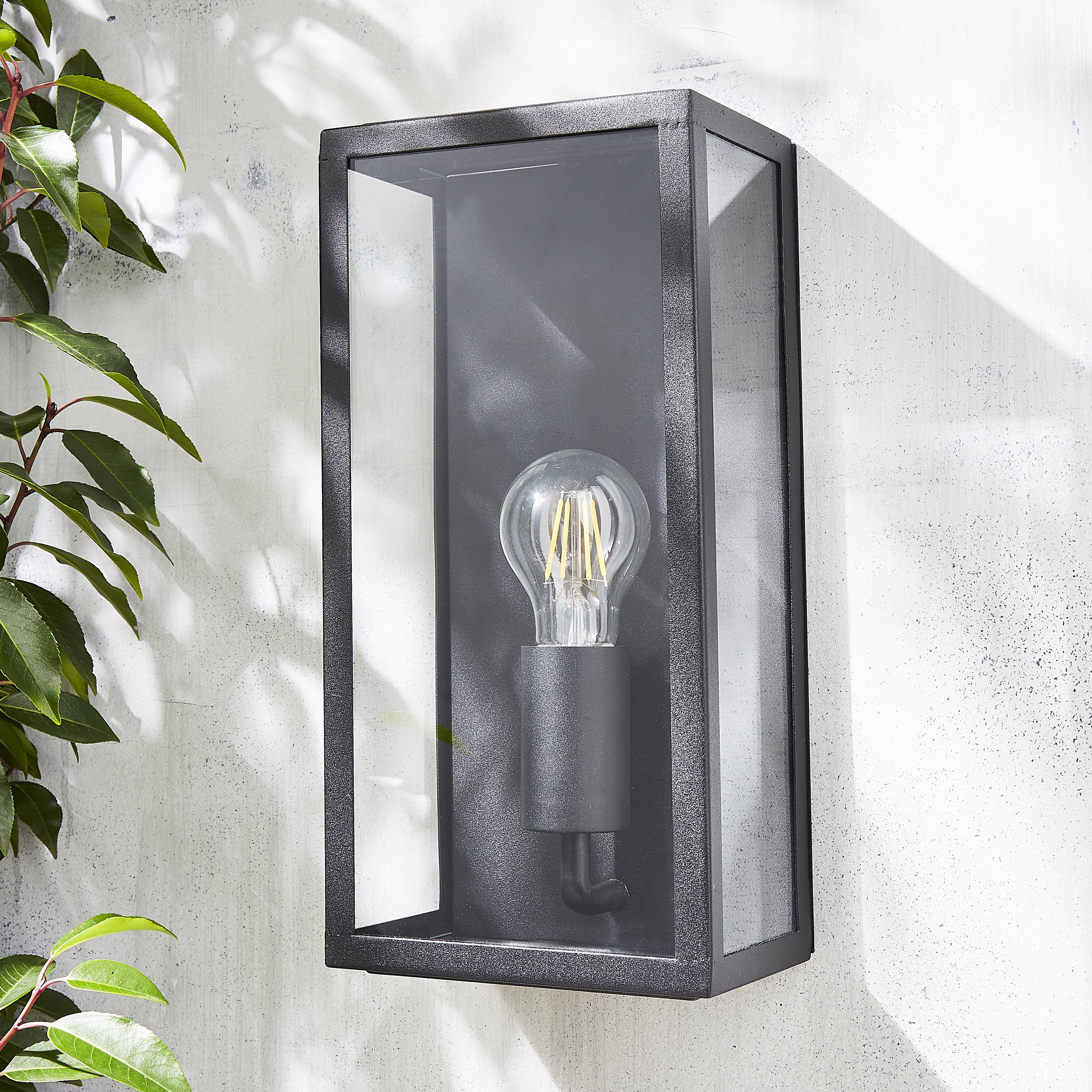 Zinc Thora Fixed Matt Black Mains-powered Outdoor ON/OFF Wall light (Dia)16cm