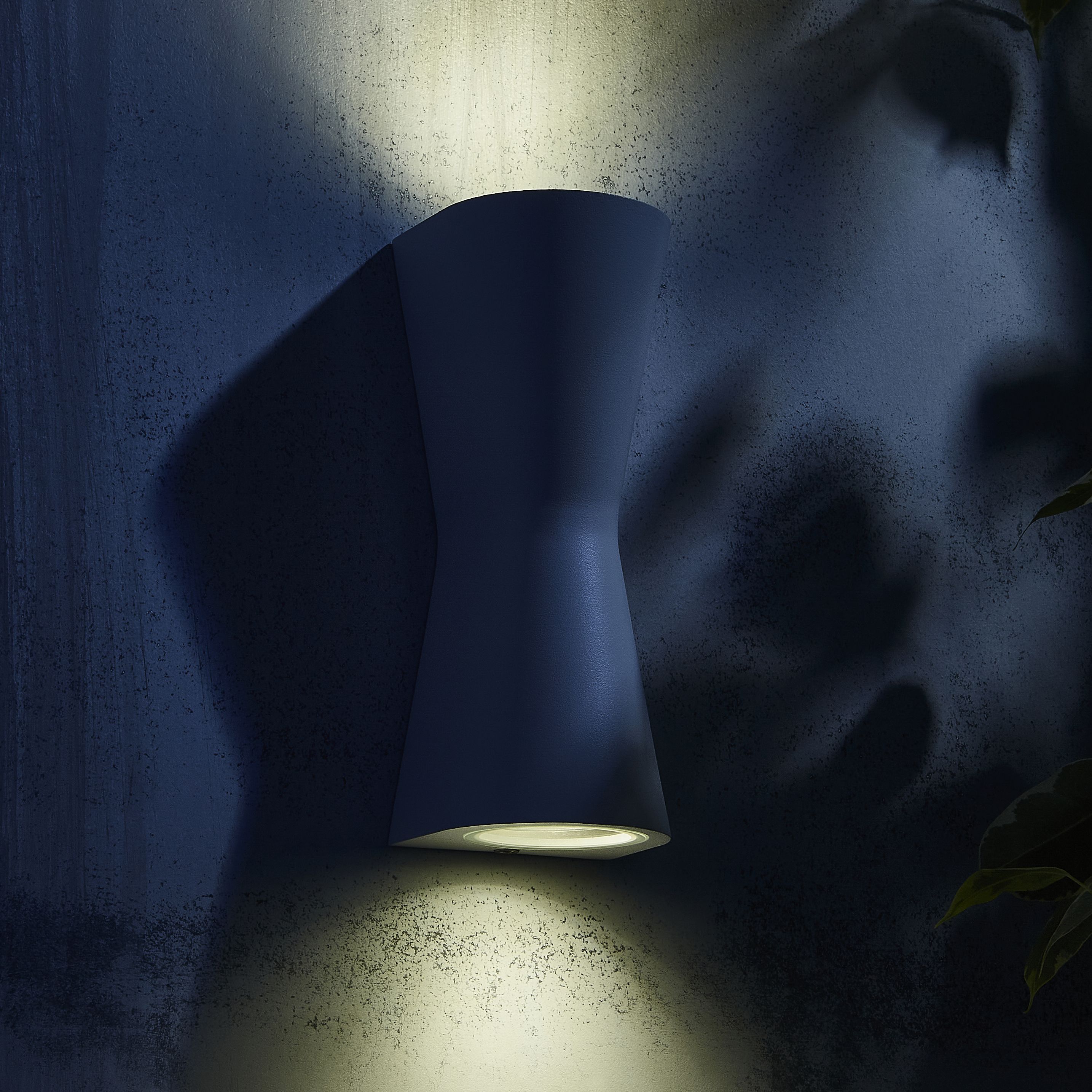 Zinc Vanir Fixed Matt White Mains-powered LED Outdoor Cone Wall light (Dia)8cm