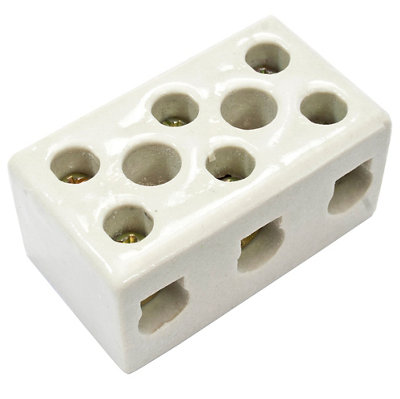 B&Q 3 Way 5A Porcelain White Earth Terminal Block