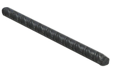 B&Q Varnished Hot-Rolled Steel Twisted Round Bar, (L)2M (Dia)8Mm
