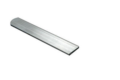 B&Q Aluminium Flat Bar, (L)2000Mm (W)25Mm (T)2Mm