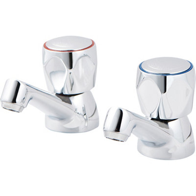 Goodhome Calp Traditional Basin Pillar Tap