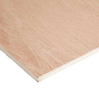 B&Q Hardwood Plywood Board (L)2.44M (W)1.22M (T)12Mm 18000G