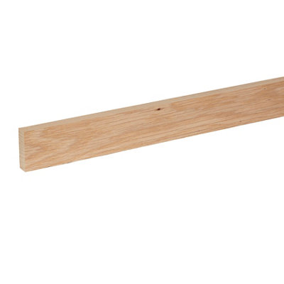 Cheshire Mouldings Smooth Planed Oak Stripwood (L)2.4M (W)46Mm (T)15Mm