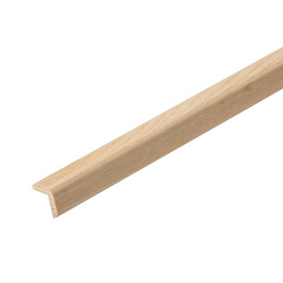 B&Q Unfinished Natural Oak Angled Edge Moulding (L)2400Mm (W)23Mm (T)23Mm