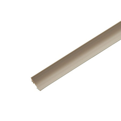 B&Q White Polyvinyl Chloride (Pvc) Scotia Moulding (L)2400Mm (W)18Mm (T)18Mm