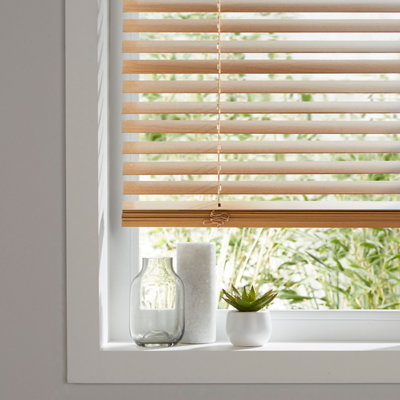 Goodhome Cana Natural Oak Effect Wood Venetian Blind (W)90Cm (L)180Cm