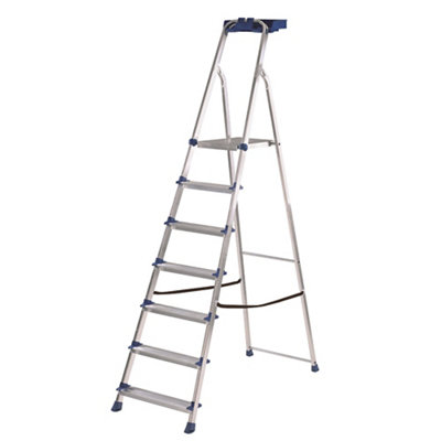 Werner 7 Tread Aluminium & Steel Platform Step Ladder (H)2.12M