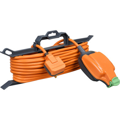 Masterplug 1 Socket 13A Orange Extension Lead, 15M