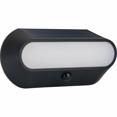 Luceco Carina Bulkhead Non-Adjustable Black Solar-Powered Led 5W Pir With Motion Sensor Oval Outdoor Wall Light