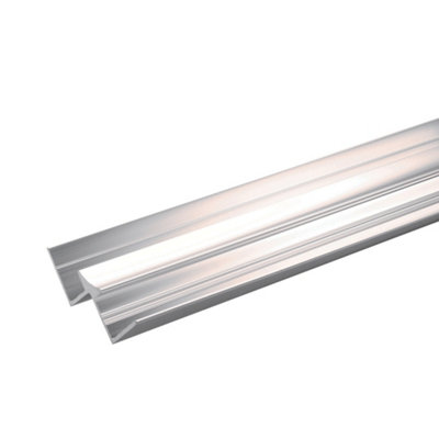 Stylepanel Straight Panel Internal Corner Joint (L)2450Mm (W)11Mm (T)30Mm - Polished Gloss Silver Effect