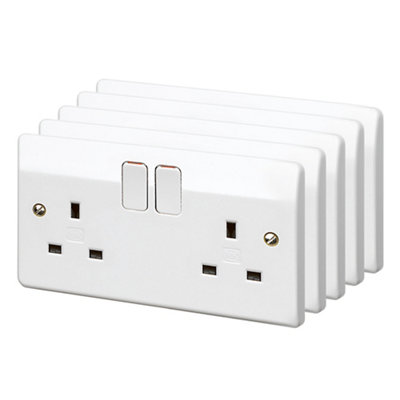 Mk White Double 13A Switched Socket, Pack Of 5