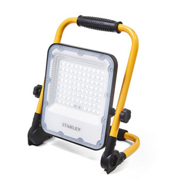 Stanley 3.7V 30W Cordless Integrated Led Rechargeable Work Light, 4500Lm