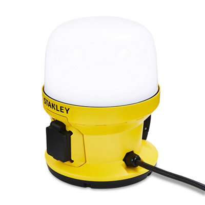Stanley Area Globe 30W 2600Lm Corded Integrated Led Work Light